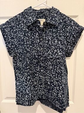 Style & Co Navy Blue Cotton With White Floral Print Button Front Blouse NWT